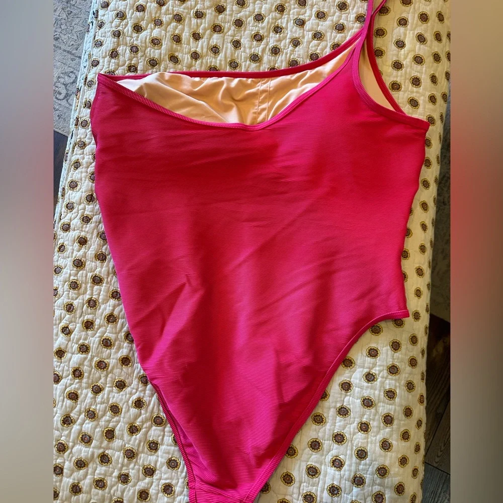 J. Crew Hot Pink One Shoulder One Piece Swimsuit Size 18 NWOT - Picture 3 of 7